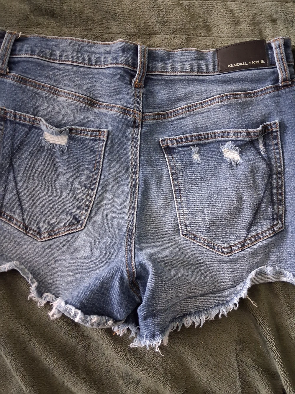 Kendall & Kylie high rise